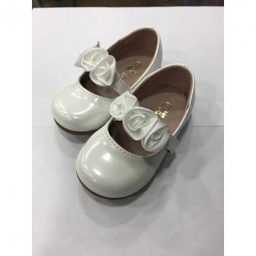 Chaussure bébé fille mariage et cérémonie.